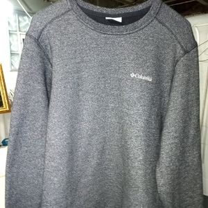 Men's Gray Pullover Columbia Sweatshirt - Size Medium